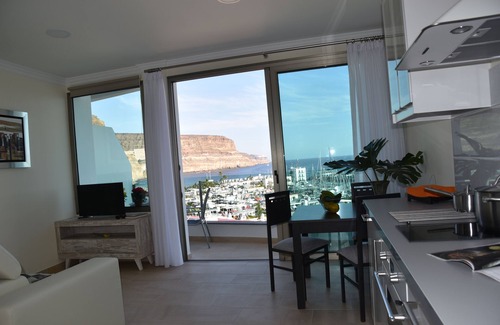 Lomo Quiebre Apartment | Apt. 1ºA "Spectacular views of the sea and the marina of Puerto de Mogán"