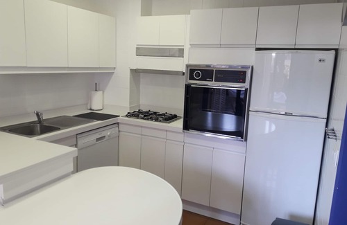 Calella de Palafrugell Apartment | Apt. 200 m. beach, with private garage, air conditioning, swimming pool and concierge. swimming pool and concierge