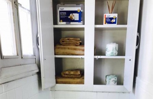 CUF House | Apt #3 · Clean and simple one bed room apt around Otr/UC
