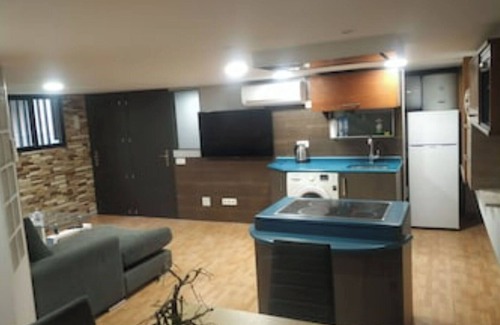 Barajas Apartment | APT 3 DELUXE 3 ROOMS