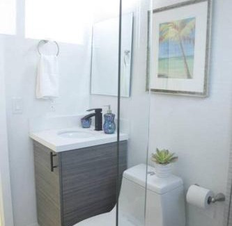 Seybold Apartment | Apt 3 Miami Designer Apartment in the Upper East-Side