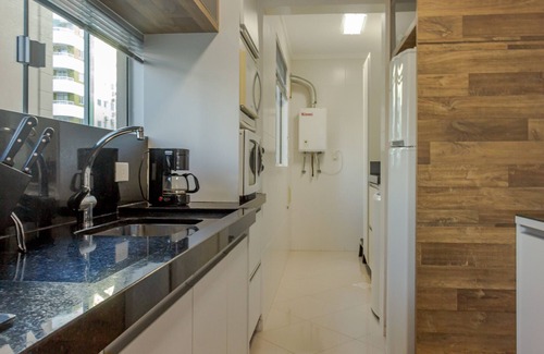 Andorinha Apartment | Apt 3R w/ bath, 150m from the beach, Itapema N1188