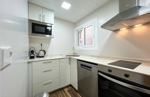 Blanes Apartment | Apt. 4 pax Blanes 30 m from the beach, air conditioning and free wifi. Vivalidays Sylvia.