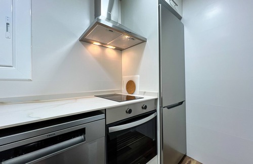 Blanes Apartment | Apt. 4 pax Blanes 30 m from the beach, air conditioning and free wifi. Vivalidays Sylvia.