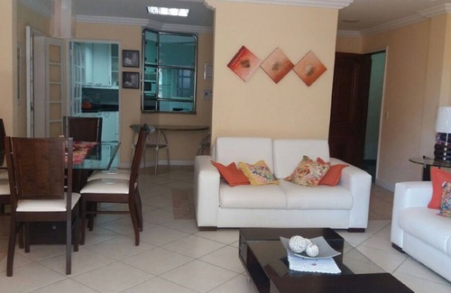 Braga Apartment | Apt 400 meters from Praia do Forte, with wifi, very well accommodates family.
