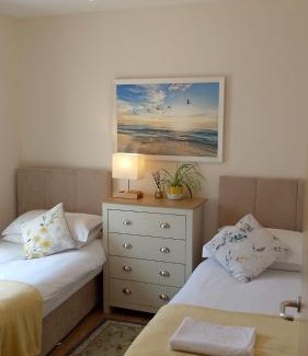 Newcastle Apartment | Apt 7A Waterfoot Apartment