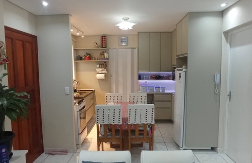 Vista Linda Apartment | Apt Delícia 2 bed 1 suite Full kitchen, 24 hour doorman, 7km from Riviera