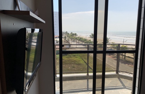Balneario Santa Eugenia Apartment | Apt facing the sea very comfortable!