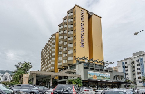 Florianopolis Apartment | Apt in Cond. with heated pool CUR0905