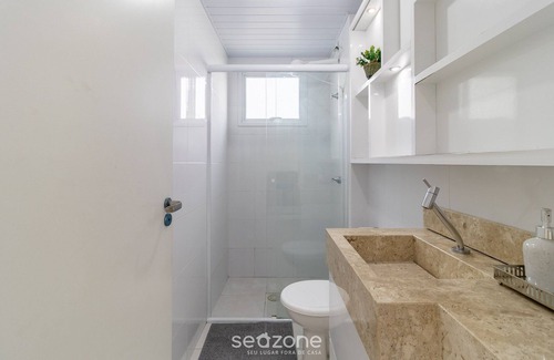 Canasvieiras Apartment | Apt in Cond With Pool in Canasvieiras Rpc301