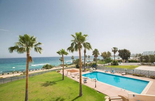 Protaras Apartment | Apt Lasonos Asimi - Luxury 3 Bedroom Appartment - Protaras Apt With Communal Pool On Fig Tree Bay