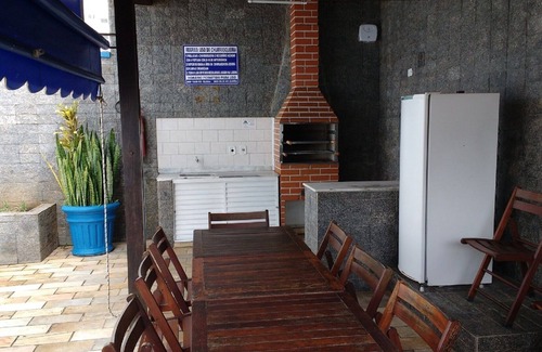 Indaia Apartment | Apt Martim de Sá, dorm, swimming pool, barbecue, up to 6 people