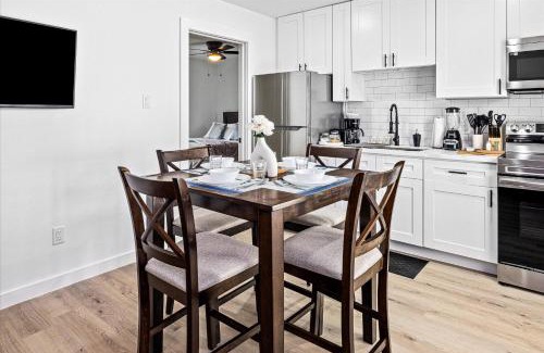 Northside House | Apt Near Midtown Downtown Wifi Games Pets Tv