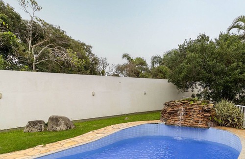 Quatro Ilhas Apartment | Apt Sea View w/BBQ in Bombinhas Arn0104