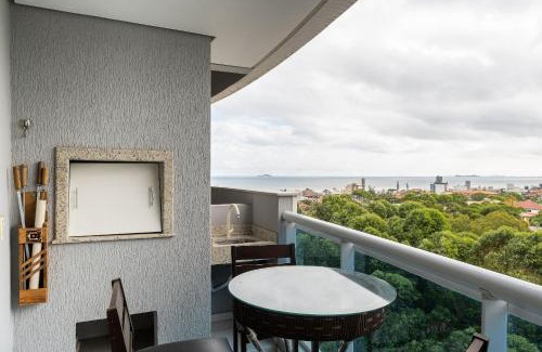 Centro Apartment | Apt w/balcony and BBQ 500m from the beach RML605