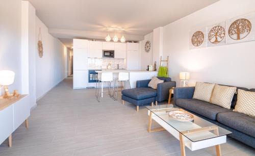 Tarifa Apartment | Apt w Beach/Mountain Views, Pool and Parking