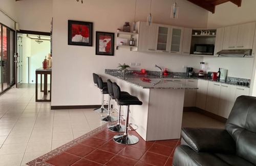 Alajuela House | Apt with heated pool for 2 near the airport Juan Santamaria, Alaj.