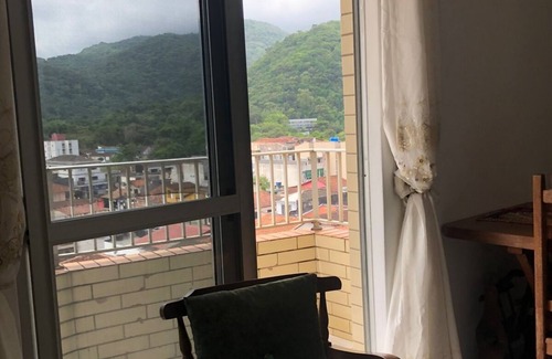 Mongagua Apartment | Apt with sea view for up to 8 people