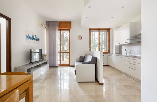 Precotto Apartment | APT with terrace in Milan- Greco Pirelli!
