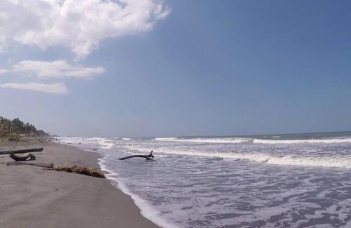 San Bernardo del Viento Apartment | Apto 1er piso frente a la playa y con piscina
