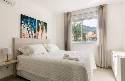 Ponta das Canas House | Apto 2 quartos em condomínio club | Cachoeira