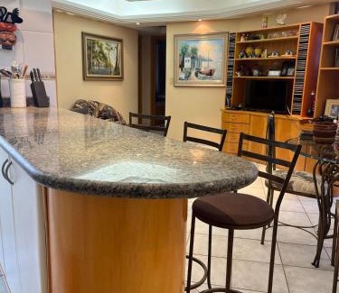 Termal Apartment | Apto 2 Quartos Piscina Aquecida com Tobogã Sauna e Estacionamento Centro Caldas Novas