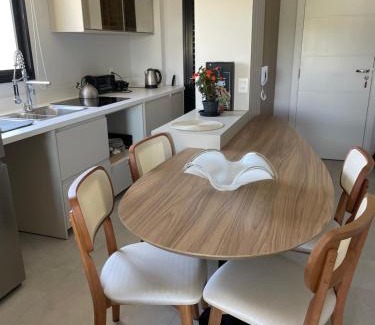 Itajai Apartment | Apto 2Q na Praia Brava, 650m do mar, ao lado de Balneário Camboriú