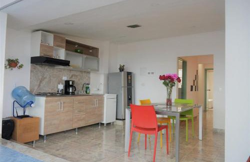 Fusagasuga Apartment | Apto 301 - Remodelado, iluminado y buena vista - Casa Orquídeas