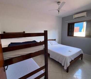 Estufa I Apartment | Apto bem equipado, com 2 quartos acomoda até 6 pessoas confortavelmente