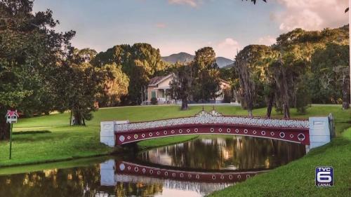 Nova Friburgo Apartment | Apto Clássico, Centro de Friburgo, em frente à Pça Getúlio Vargas e pertinho do Teleférico e da Pça Suspiro - Muito bem equipado - Aquecedor