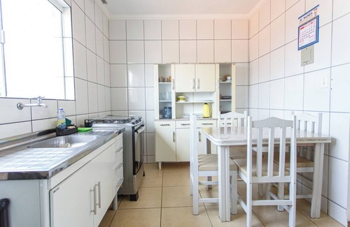 Uvaranas Apartment | Apto com ótima localização - Uvaranas,Ponta Grossa