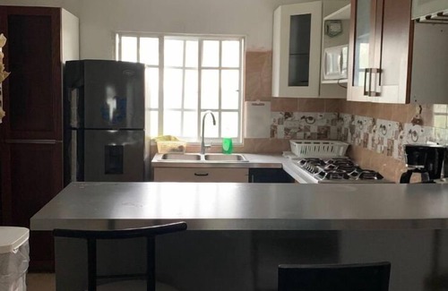 Villa Mella House | APTO DE 3 RECAMARAS CON JACUZZI Y TERRAZA