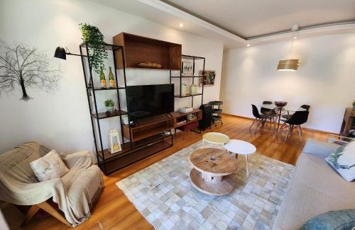 Nogueira Apartment | Apto. do Lago com jardim, condomínio completo