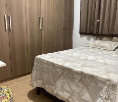 Caruaru Apartment | Apto econômico e mobiliado a 2km do shopping com garagem e Wi-Fi