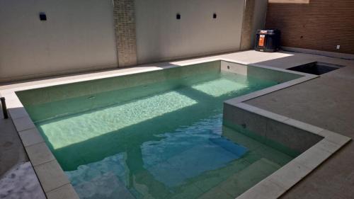 Canto Grande Apartment | Apto inteiro 2 quartos, condomínio com piscina aquecida