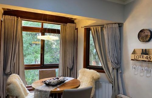 Bairro Lago Negro Apartment | Apto lindo e aconchegante em Gramado