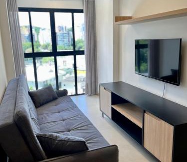 Centro Apartment | Apto Moderno com garagem passos a Vila Germânica