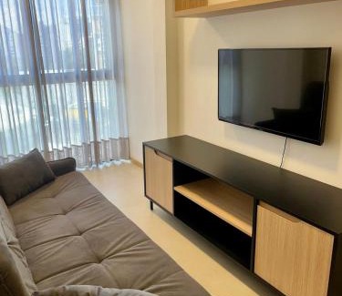 Centro Apartment | Apto Moderno com garagem passos a Vila Germânica