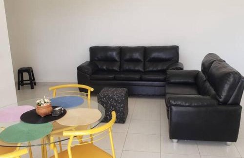 Jardim Santa Tereza Apartment | Apto no Jd Indaiá com piscina a 300m da praia