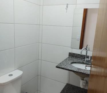 Praia da Enseada Apartment | Apto novo 400m da praia Enseada