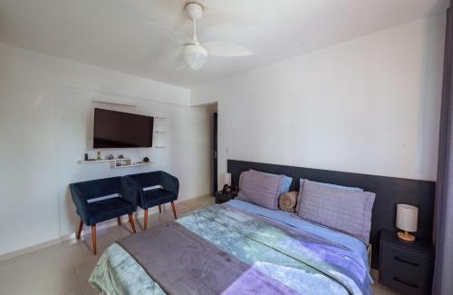 Manaira Apartment | Apto Pet-friendly c piscina, wi-fi, ar e garagem