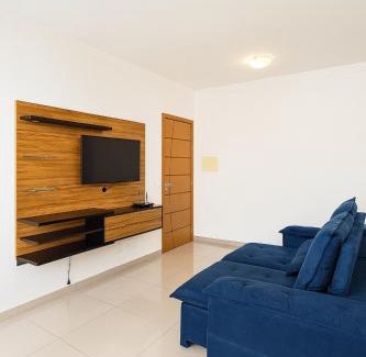 Santa Monica Apartment | Apto prox Madrecor, Ufu, Parque Sabia c Ar condicionado, Garagem