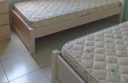 Itanhaem Condo | Apto Satelpraia foot in the sand