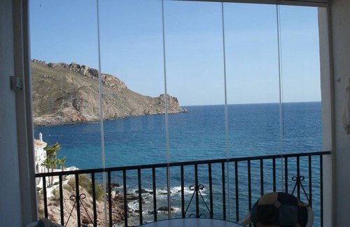 Calabardina Apartment | APTO, WIFI in ACANTILADO 'VIEW TO THE SEA'. PARKING