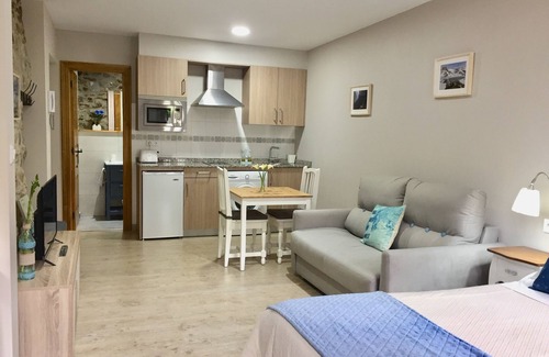 Cue Apartment | Aptos El Carril Estudio Nº5-2 people