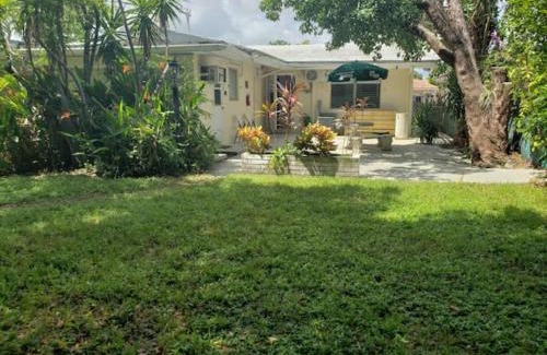 Lake Ridge Apartment | Apts with Backyard Near Fort Lauderdale Beach, Nightlife, Cruise Port, Airport