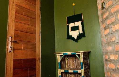 Fort Portal Cottage | Apuuli Safaris & Cottages