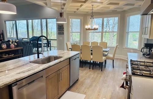 Estill Springs House | Aqua-dream , Beautiful 8 bedroom house on the lake with hot tub and dock!
