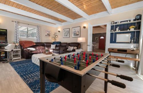 Big Bear City House | Aqua Dreams - Six fireplaces, arcade machine, foosball, and hot tub