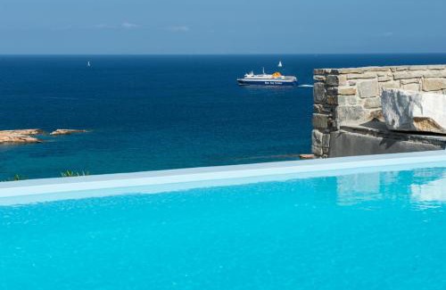 Parasporos Villa | Aqua
